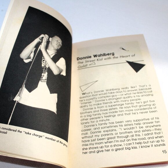 Two New Kids on the Block Fan Collectible Books, 1989 - Picture 4 of 10